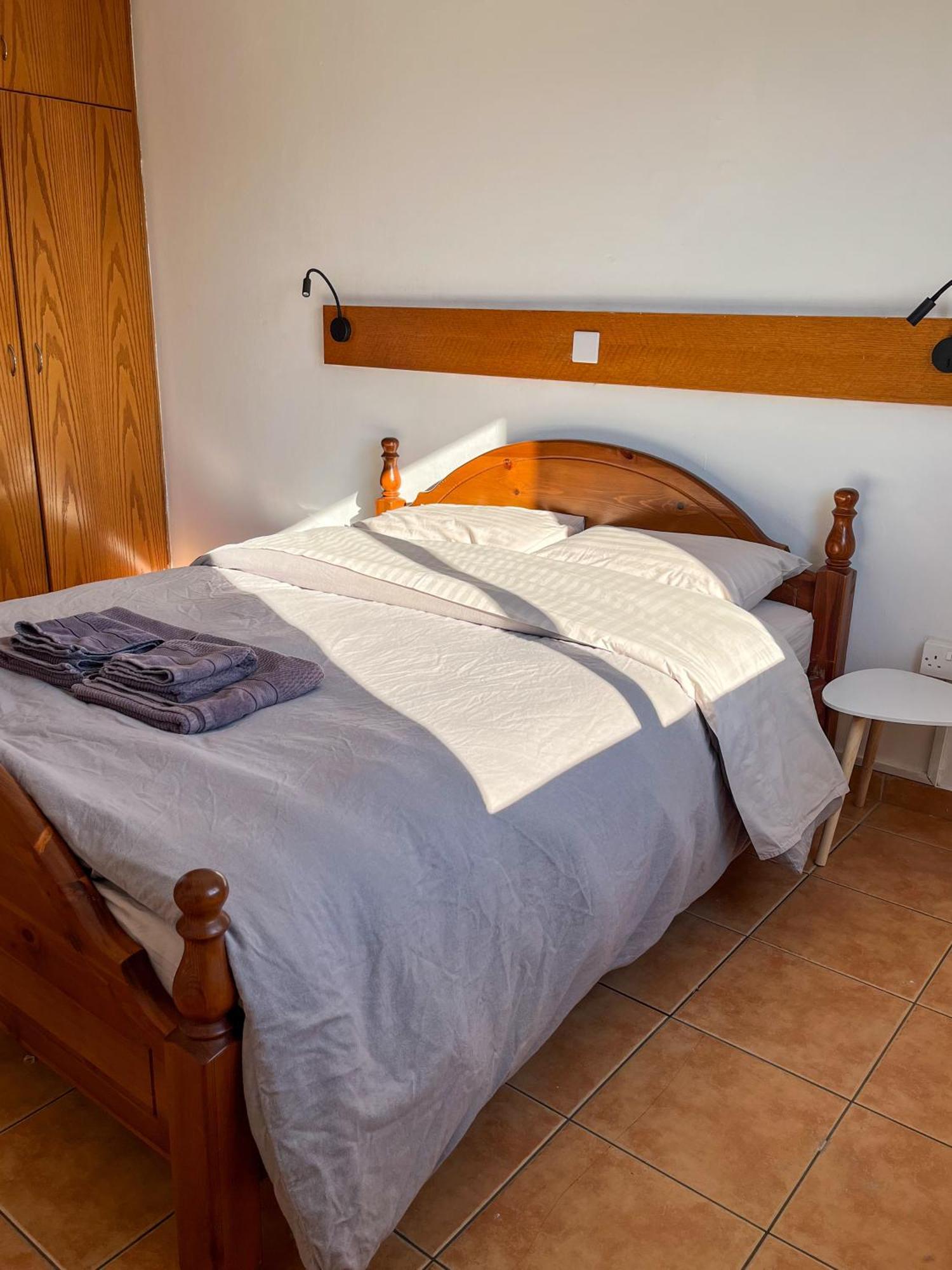 Nissus Urban Hostel Ayia Napa Exterior photo