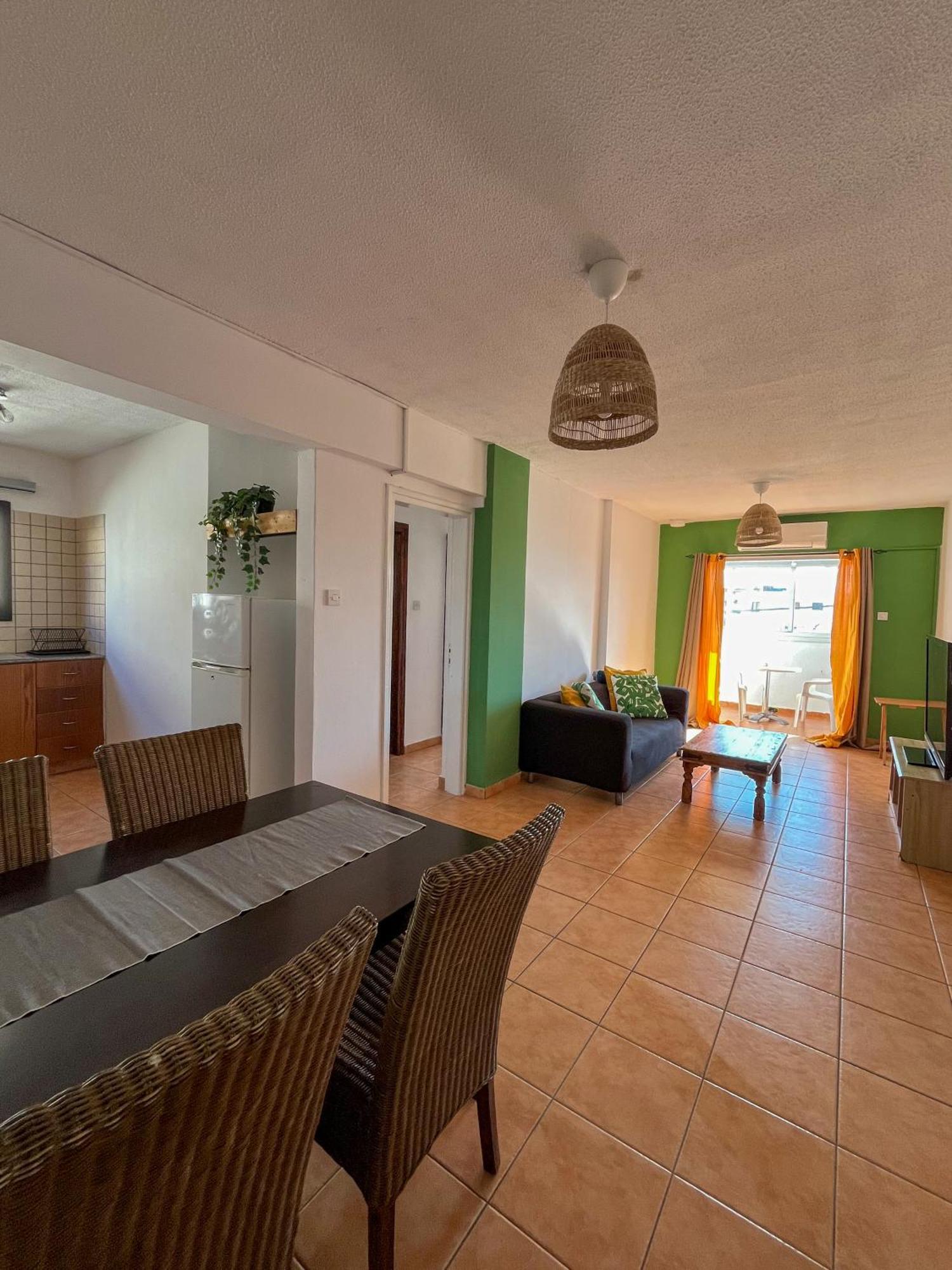 Nissus Urban Hostel Ayia Napa Exterior photo
